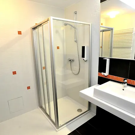 Hotel Buly Arena 3*