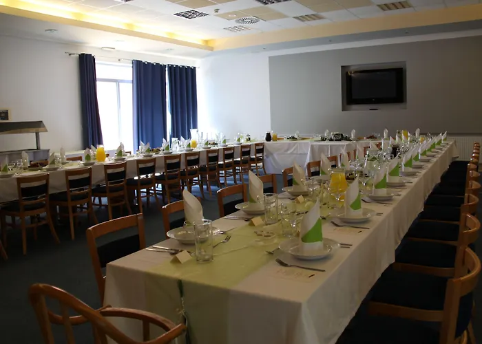 Buly Aréna Szálloda 3*